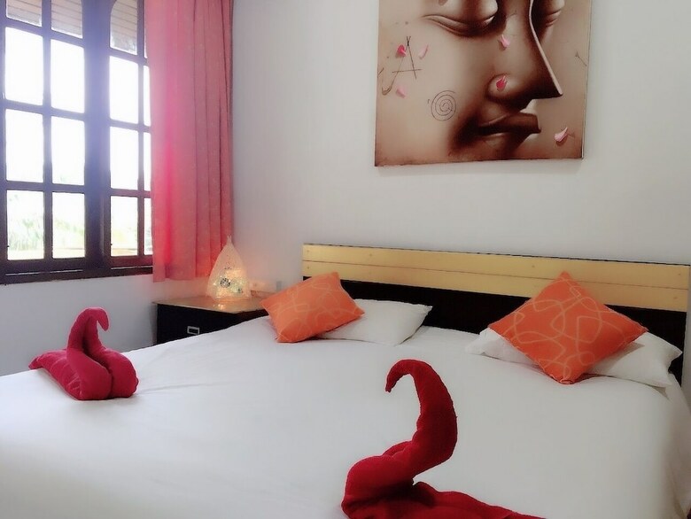 Hotel Reggae Garden Villas & Restaurant