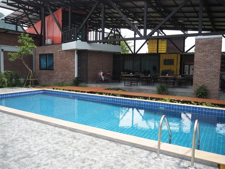Hotel Kong Resort