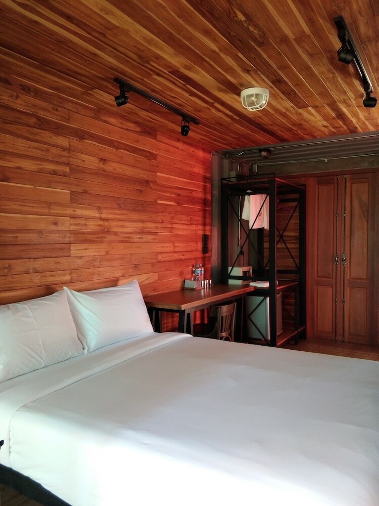 Hotel Kong Resort