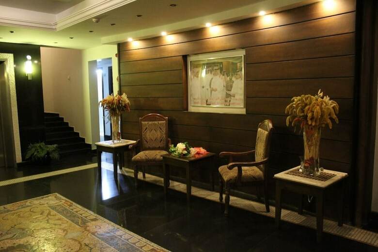 Lazourd Palace Hotel Apartments