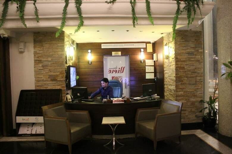 Lazourd Palace Hotel Apartments