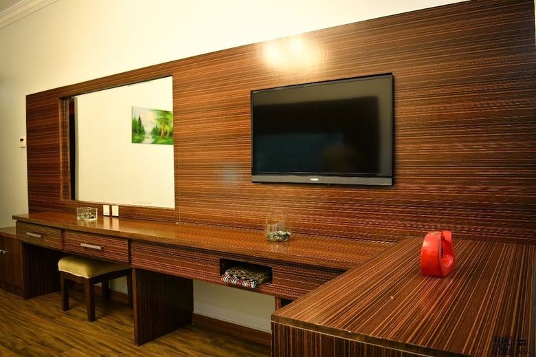Lazourd Palace Hotel Apartments