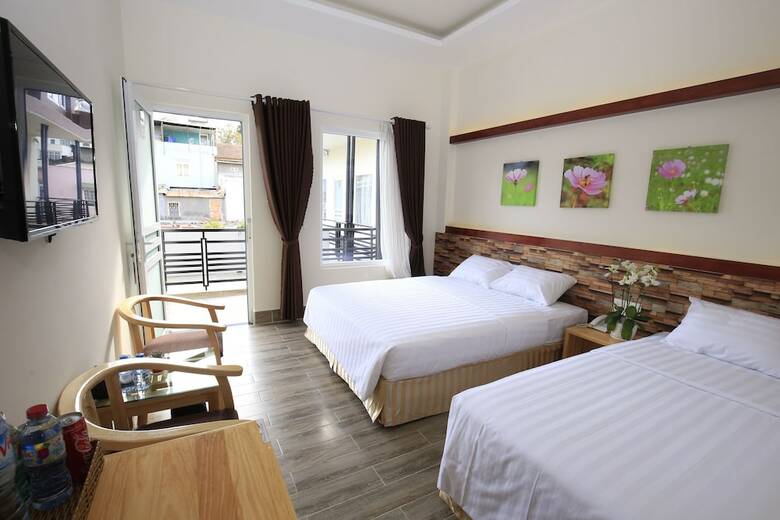 Tuk Hotel