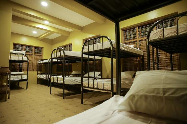 Hostal Lux Pillow Hostel - City Centre