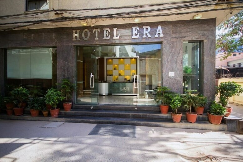 Hotel Era Residency