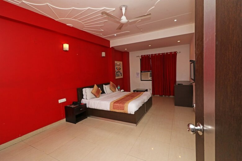 Hotel Era Residency