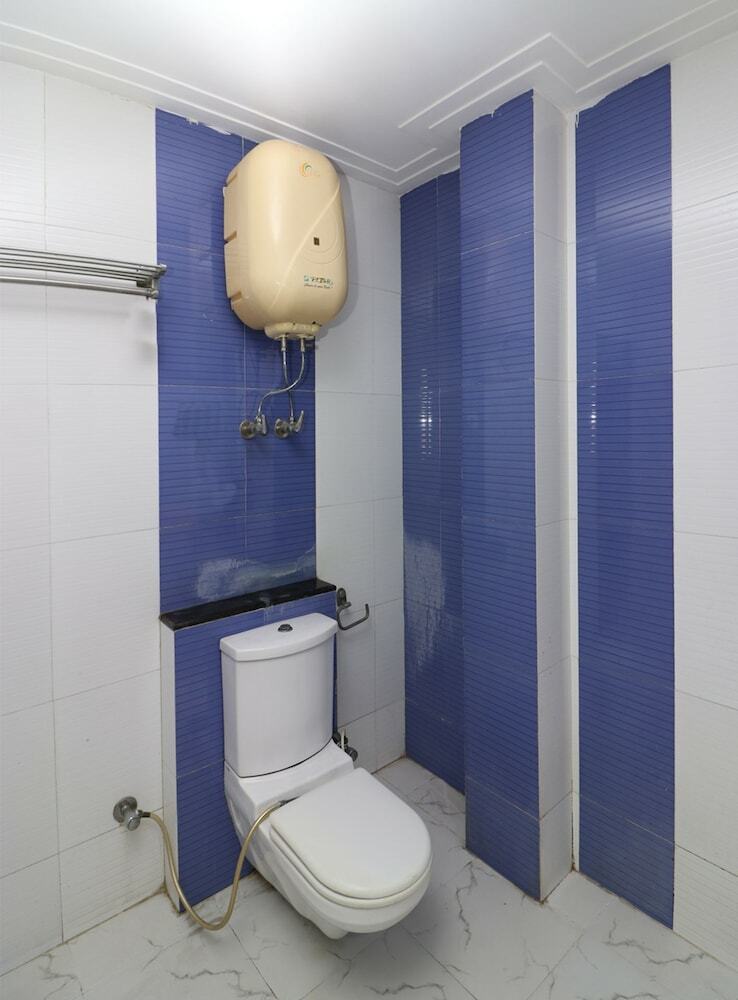 Hotel Era Residency