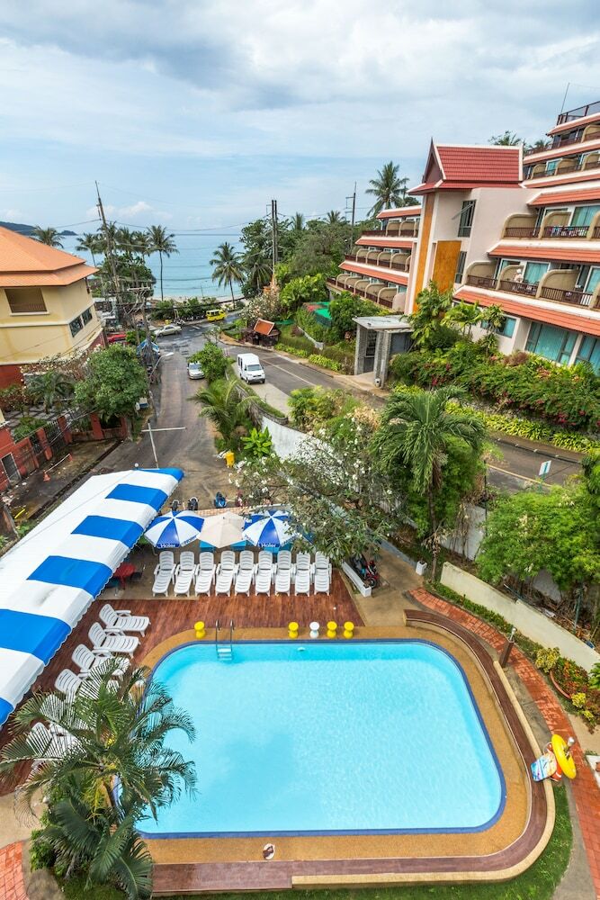 Porterhouse Beach Hotel