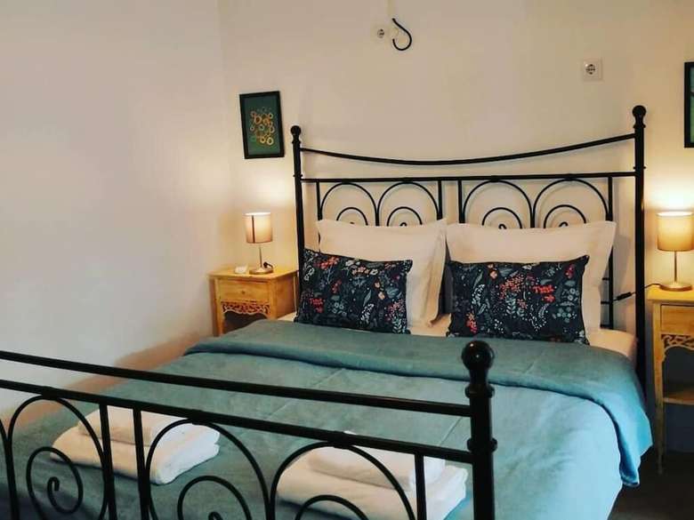 Hostal F3 Guest House