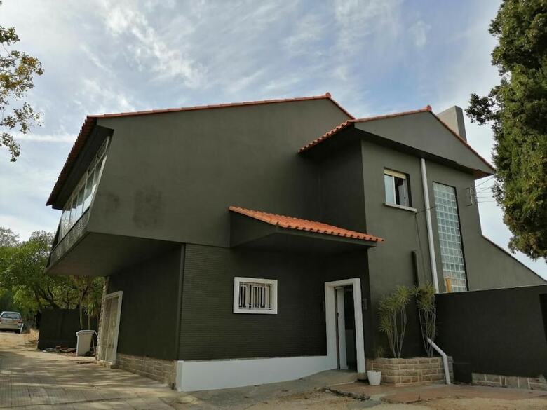 Hostal F3 Guest House