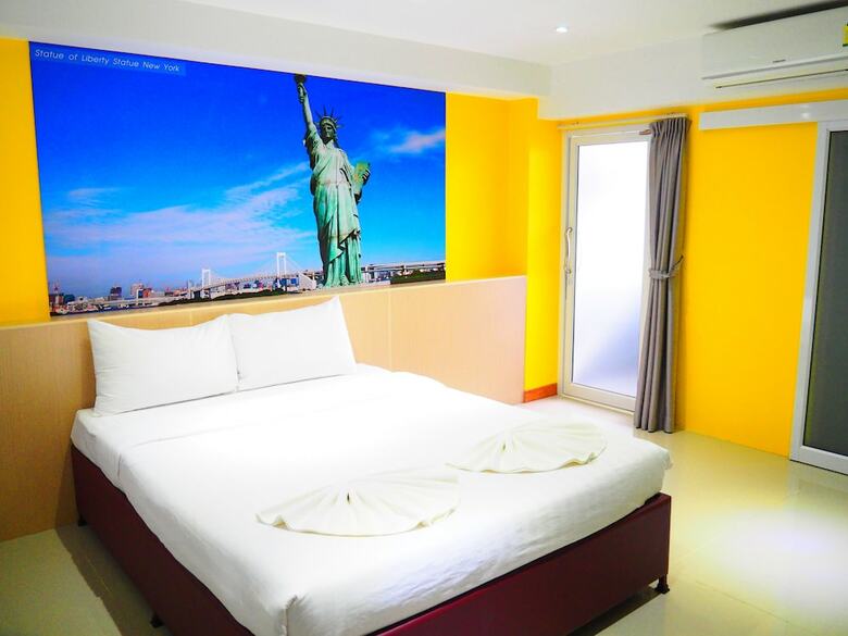 Blue Orchids Hotel