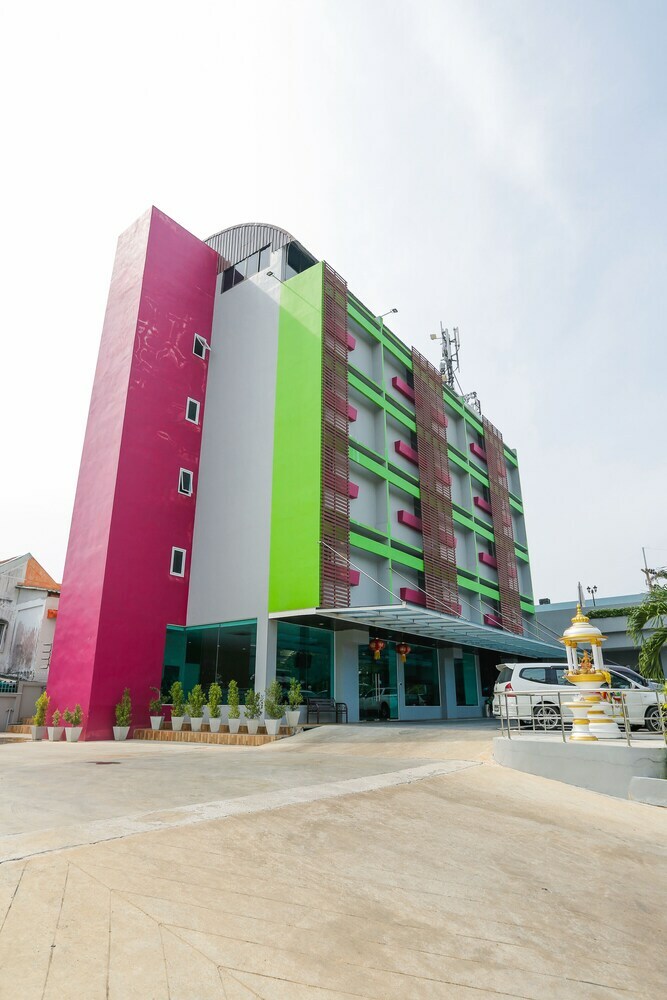 Blue Orchids Hotel