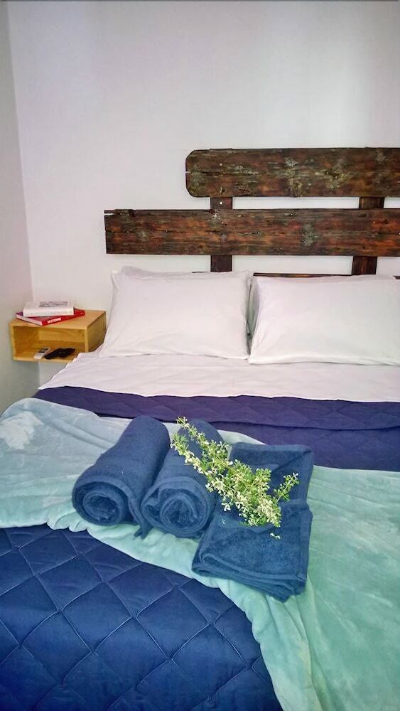 Colesberg Garage Motor Inn Accommodation