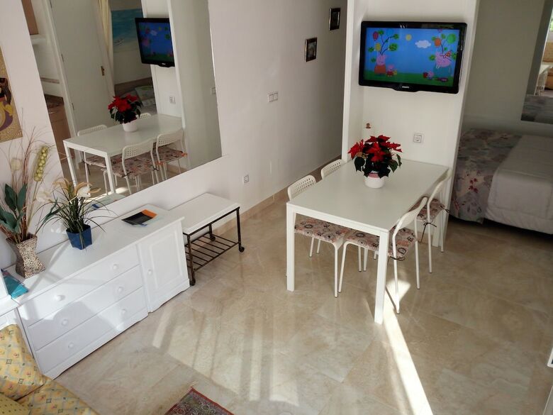 Apartamentos Carihuela Sun Beach