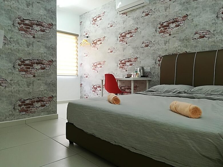 Hotel B' Your Home