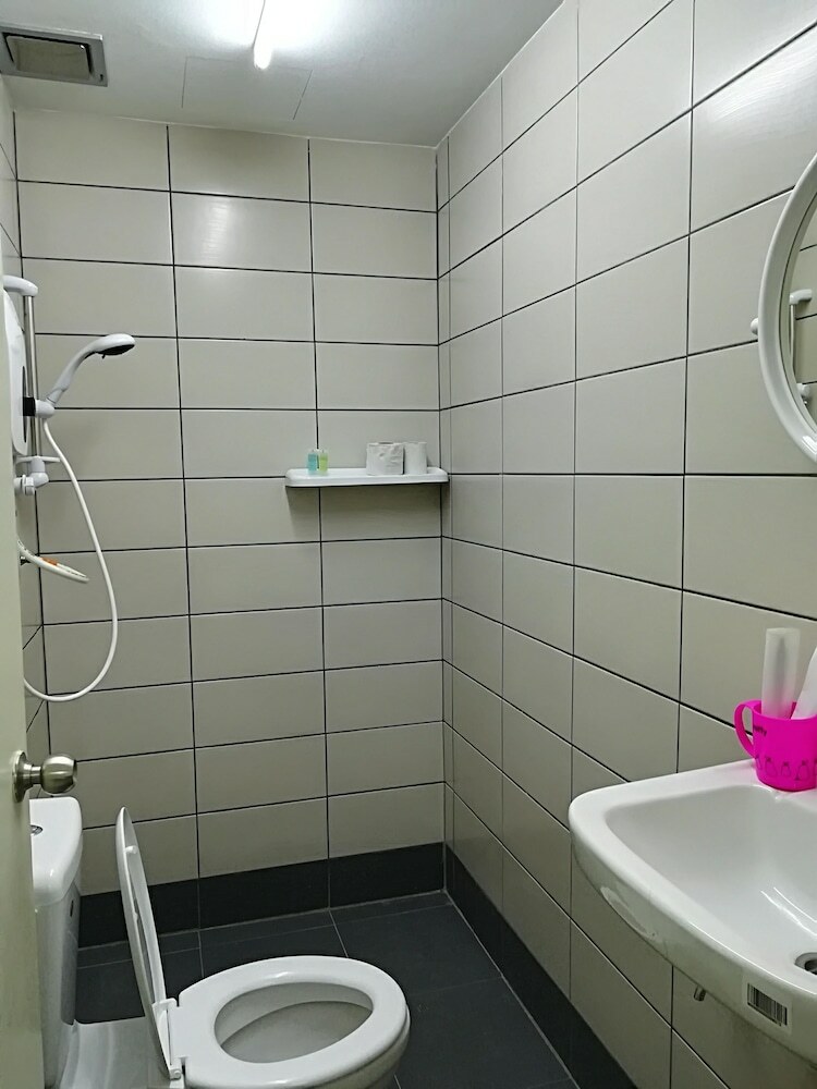 Hotel B' Your Home
