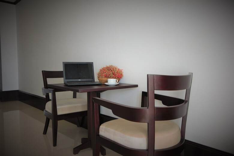 Hotel Continental Plaza Vientiane