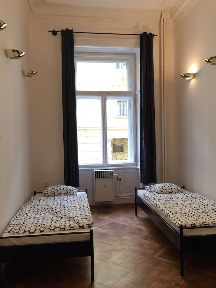 Hostal Cosmopole Hostel