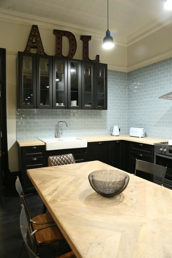 Hollidge House Apartments