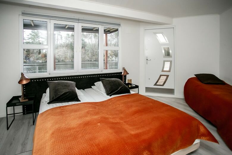 Floating House Bergen