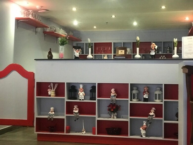 Elegant Suites Hotel