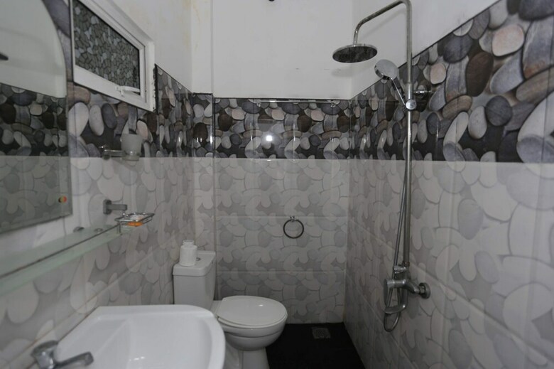 Bed & Breakfast Araliya White House