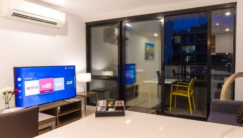 Spencer Street Apartments