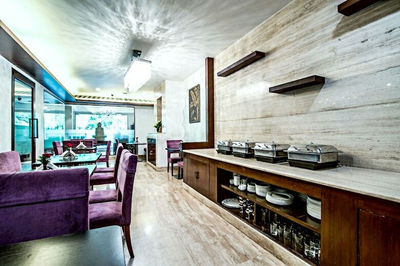 Hotel The Grand Vikalp