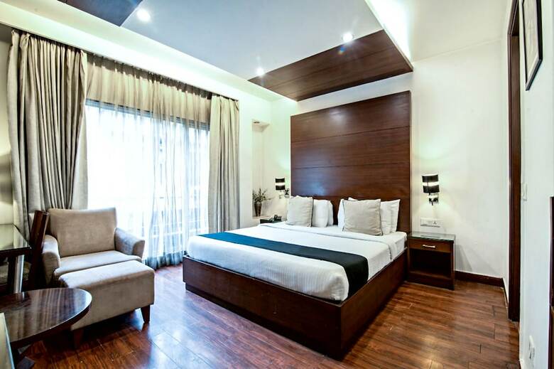 Hotel The Grand Vikalp