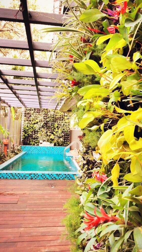 Hotel Riva Gold Coast