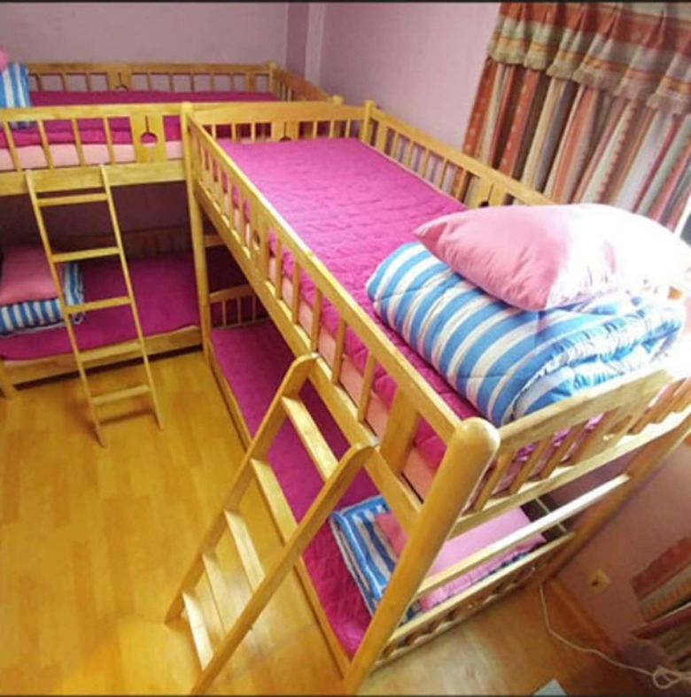 Hotel Gangneung Fall Guesthouse - Hostel