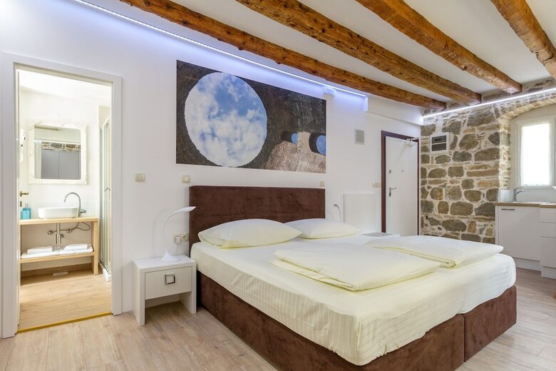 Hotel Guesthouse Imperator