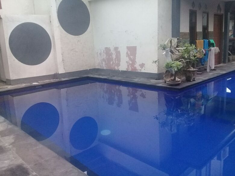 Hostal Pondok Wahyu Hostel