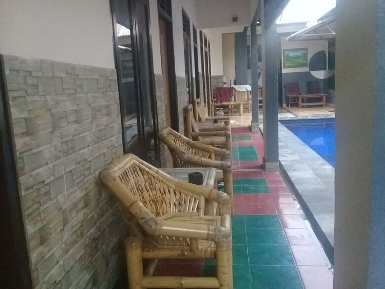 Hostal Pondok Wahyu Hostel