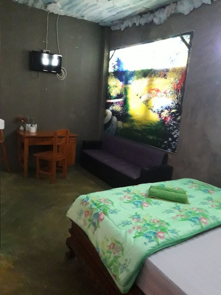 Romyen Hotel