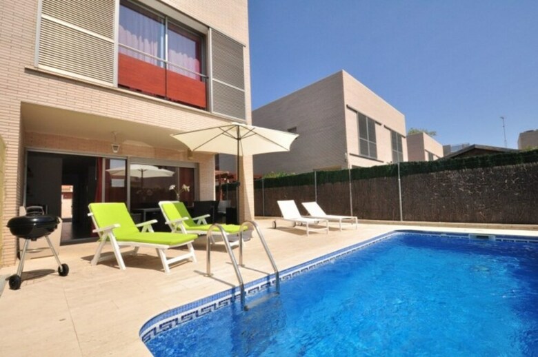 Villa Moderna Para 8 Personas En Cambrils (105095)