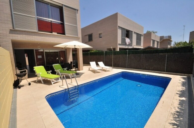 Villa Moderna Para 8 Personas En Cambrils (105095)