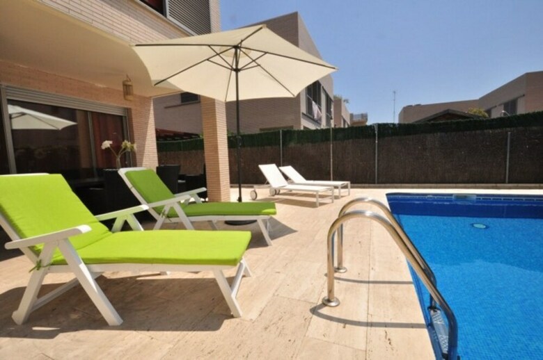 Villa Moderna Para 8 Personas En Cambrils (105095)