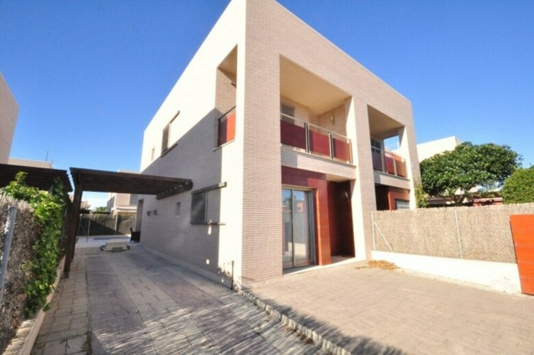 Villa Moderna Para 8 Personas En Cambrils (105095)
