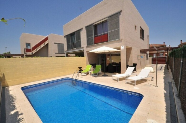 Villa Moderna Para 8 Personas En Cambrils (105095)