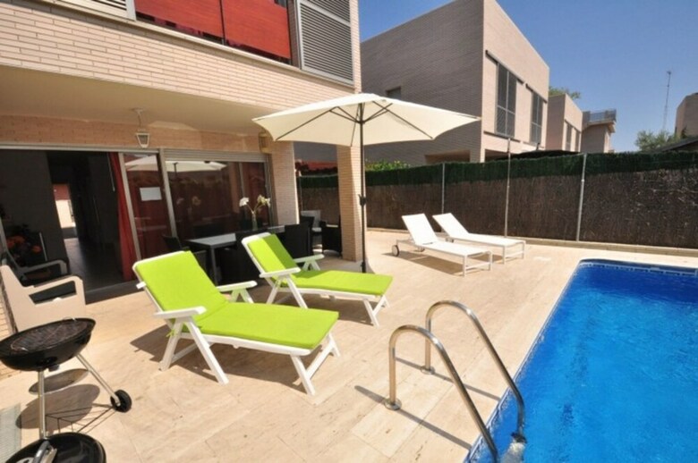 Villa Moderna Para 8 Personas En Cambrils (105095)