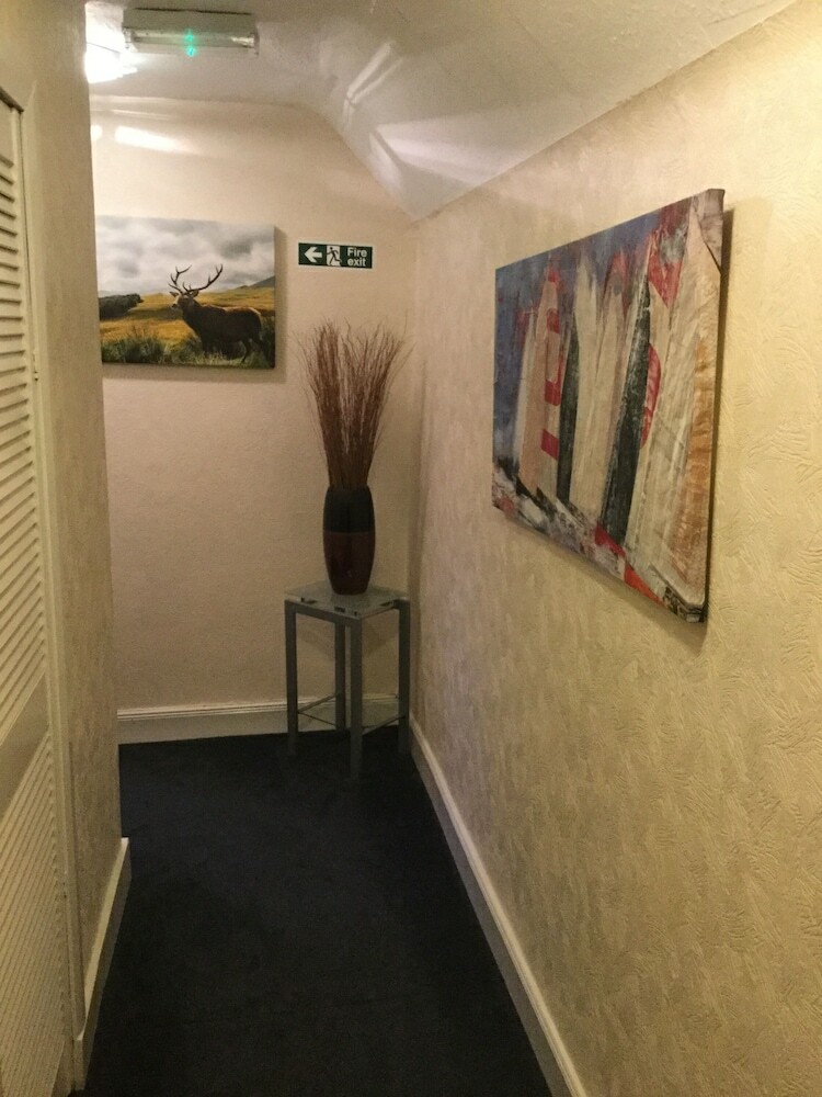 Hotel Inverour Guest House