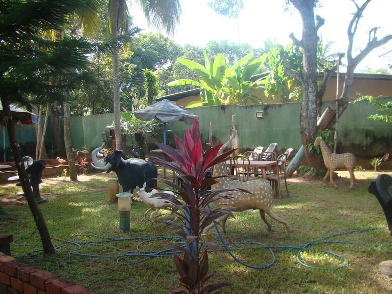 Hotel Bathi Tourist Gyest