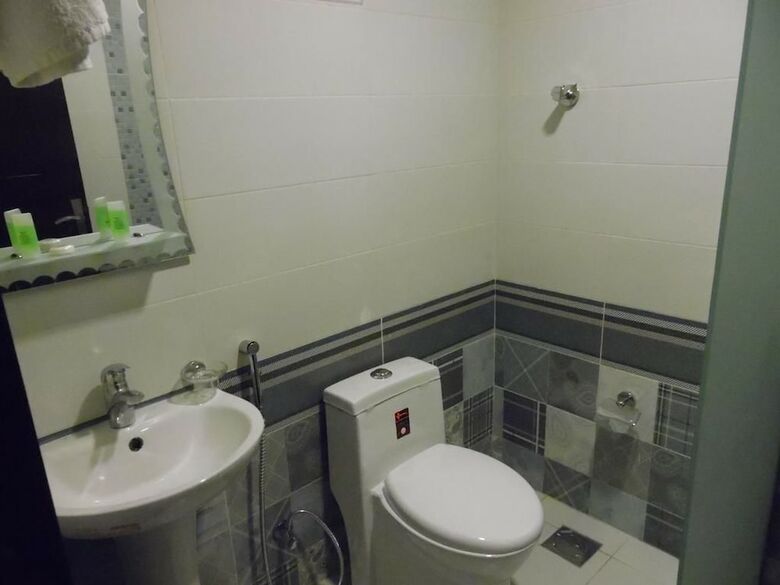 Danar Hotel Apartments 3
