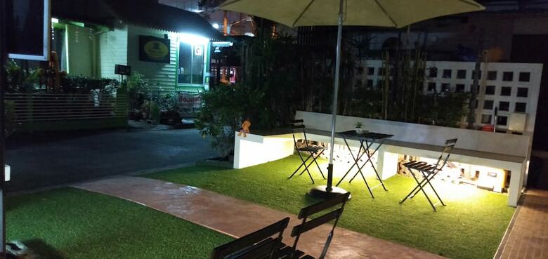 Hostal House23 Guesthouse - Hostel