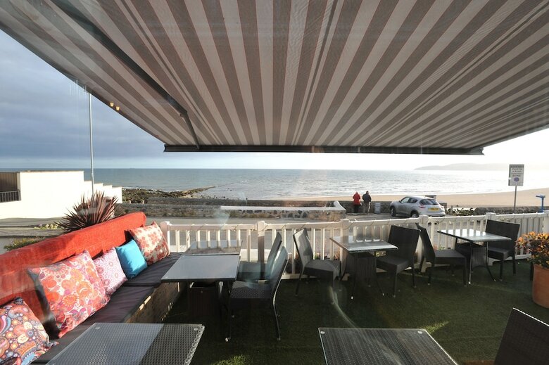 Bed & Breakfast Sea View Guest House