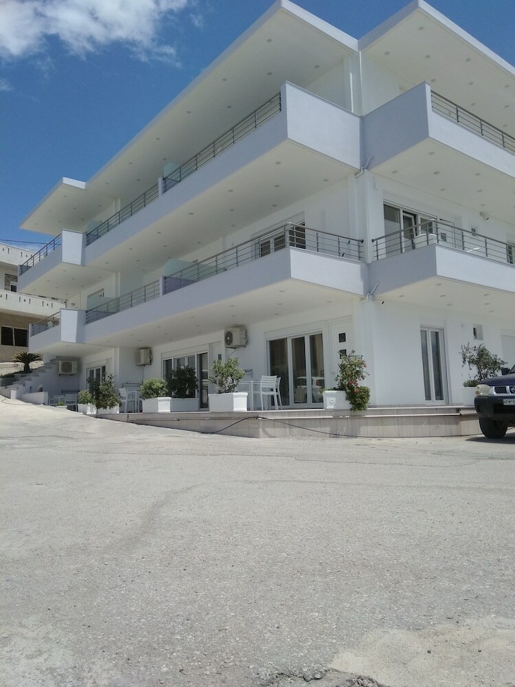 Bella Mare Luxury Apartments