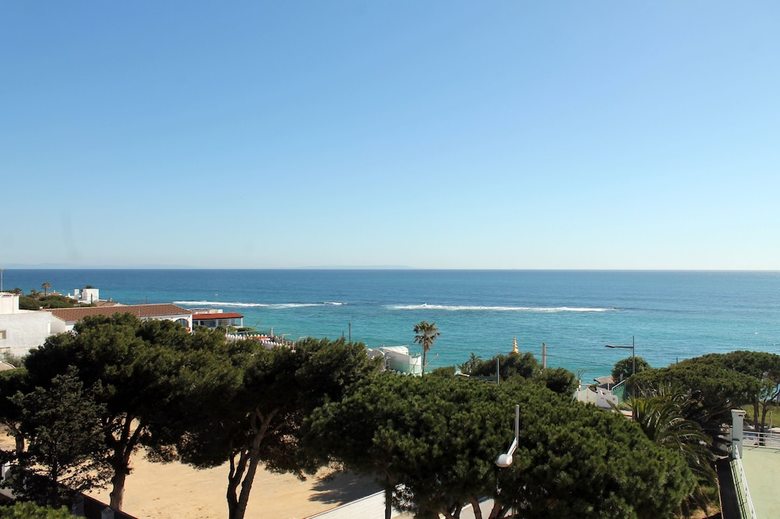 Apartamentos Ca�os Costa