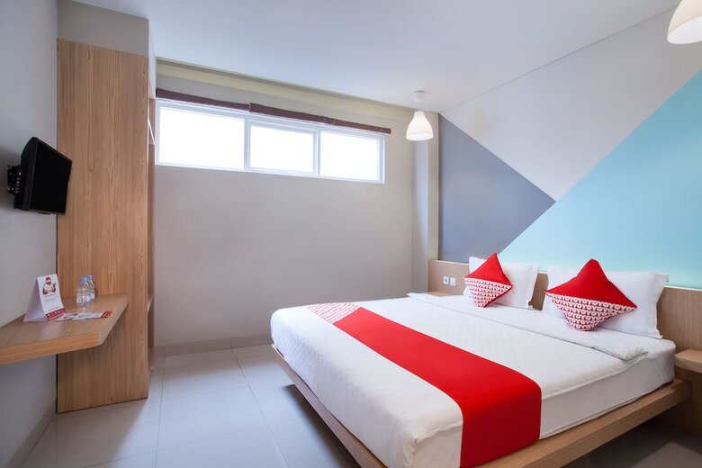 Oyo 101 Apple Platinum Hotel