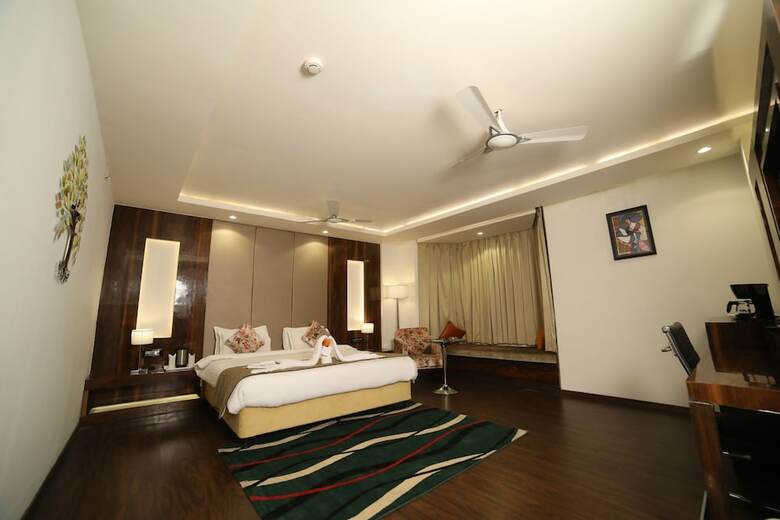 Hotel Ananta Elite, Kota